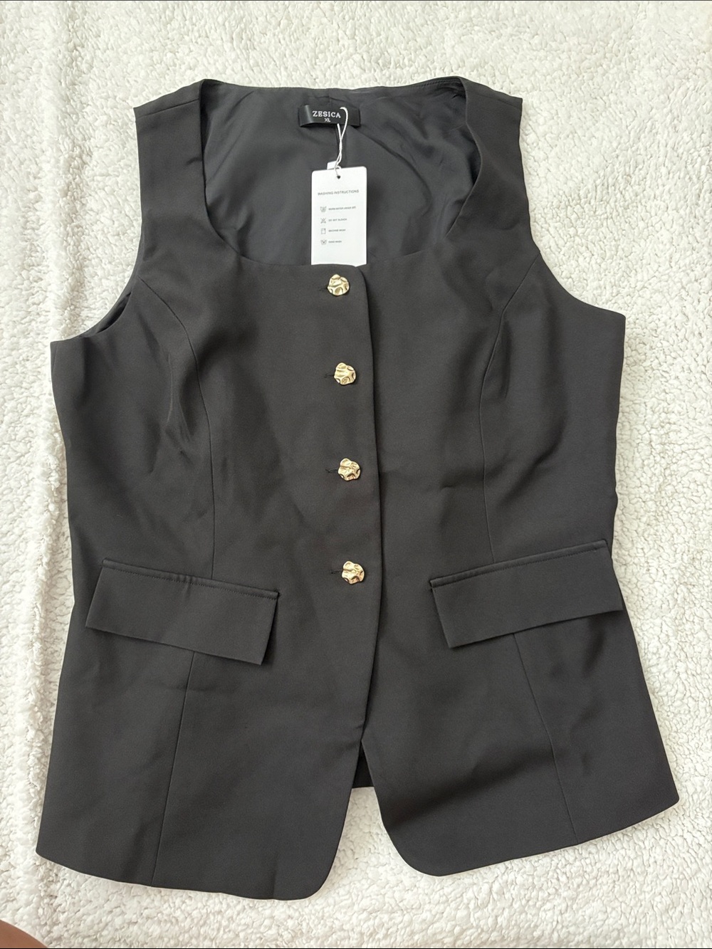 Zesica Black Sleeveless Button-Front Vest with Gold Buttons